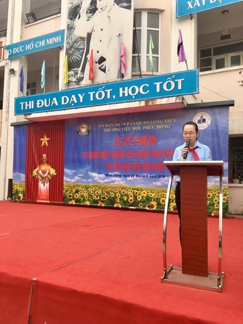 Kỉ niệm 87 năm ngày thành lập Đoàn TNCS Hồ Chí Minh -
Lễ kết nạp Đội viên mới 
